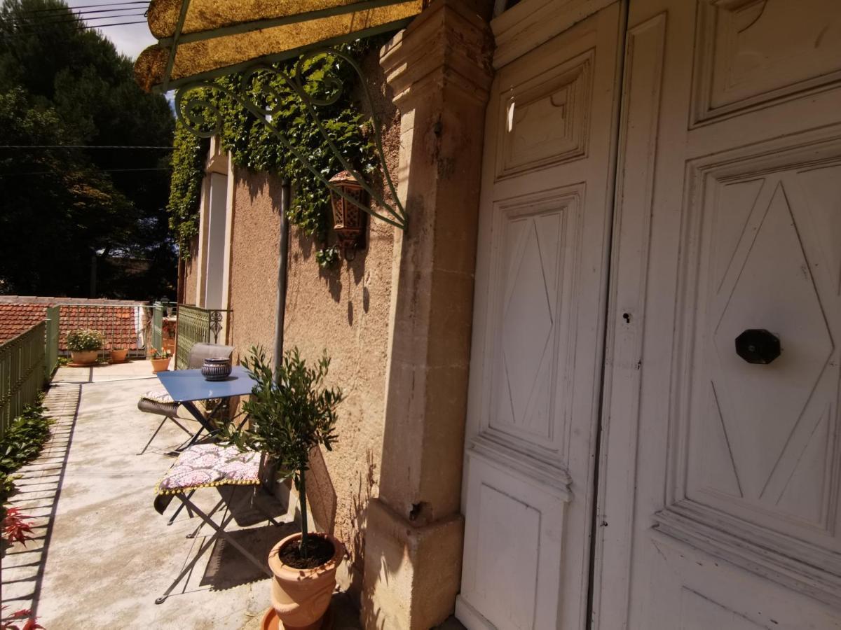 Les Chambres Du Lavoir Vert 투르베 외부 사진