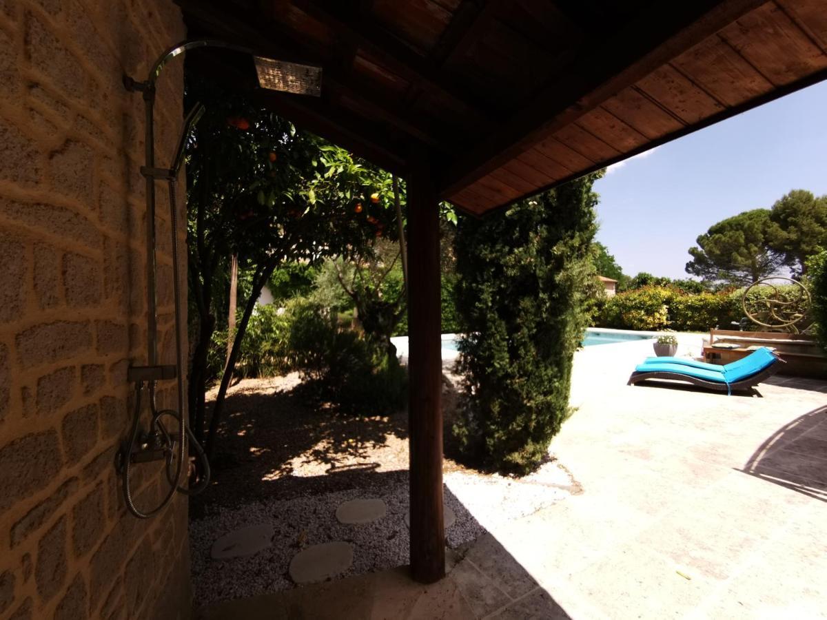 Les Chambres Du Lavoir Vert 투르베 외부 사진