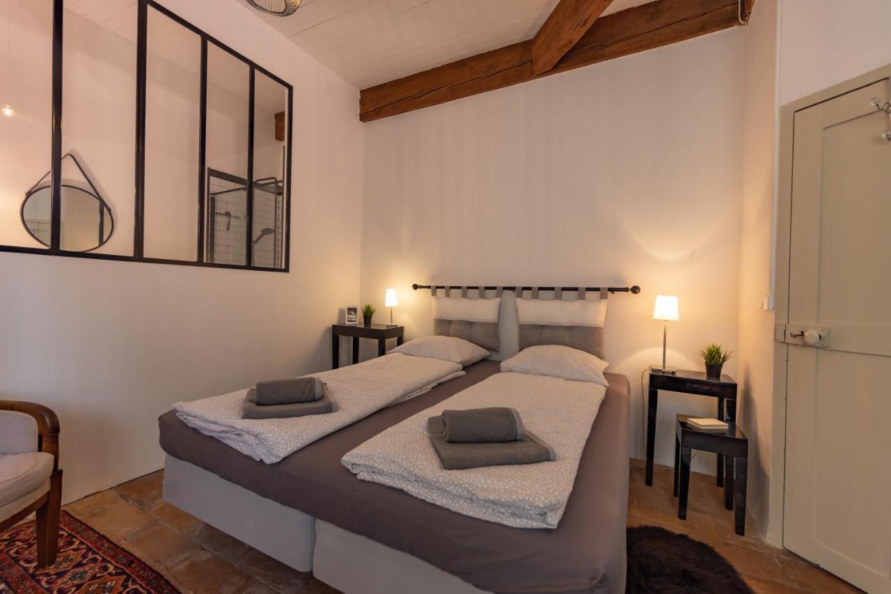 Les Chambres Du Lavoir Vert 투르베 외부 사진